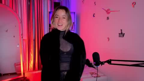 Nicky online show from May 2026 10:05:01 PM