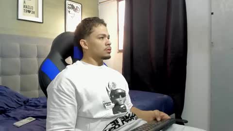 Snapshot of nico_blaze7 chatting on November 2025 12:27:02 PM nico_blaze7 online show from November 2025 12:27:02 PM