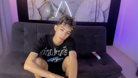 nico_naughtyboy online show from May 2026 01:03:01 AM