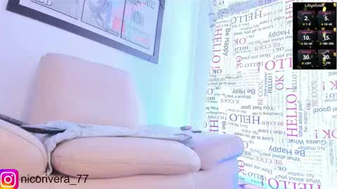 Nicolas online show from November 2025 12:49:01 PM