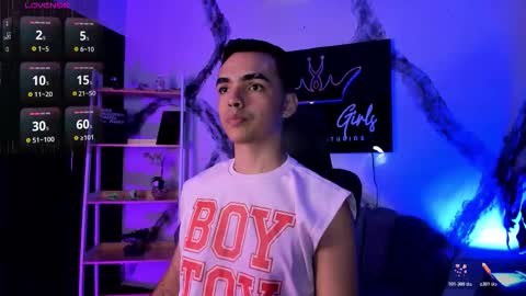 Snapshot of nicokingg_ chatting on March 2026 12:43:02 PM Nico King online show from March 2026 12:43:02 PM