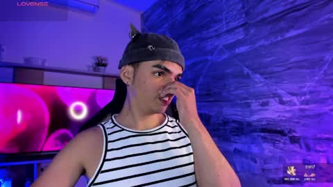 Snapshot of nicokingg_ chatting on April 2026 01:52:01 PM Nico King online show from April 2026 01:52:01 PM