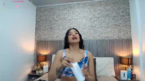 Nicol Alvarez online show from February 2026 11:35:02 AM