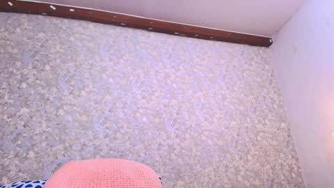 Snapshot of nicol_ferrer chatting on January 2025 01:11:01 AM Nicol online show from January 2025 01:11:01 AM