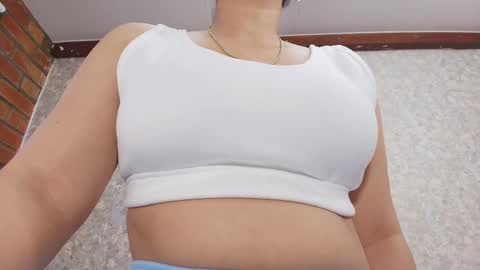 Snapshot of nicol_ferrer chatting on September 2025 07:28:01 PM Nicol online show from September 2025 07:28:01 PM