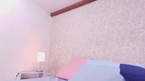 Snapshot of nicol_ferrer chatting on September 2025 07:19:02 PM Nicol online show from September 2025 07:19:02 PM