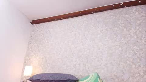 Snapshot of nicol_ferrer chatting on October 2025 08:06:02 PM Nicol online show from October 2025 08:06:02 PM