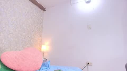 Snapshot of nicol_ferrer chatting on October 2025 07:14:02 PM Nicol online show from October 2025 07:14:02 PM