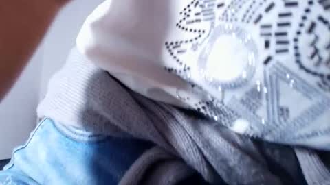 Nicol online show from January 2026 02:59:01 AM