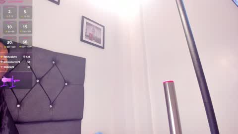 Nicol online show from December 2024 09:53:02 AM