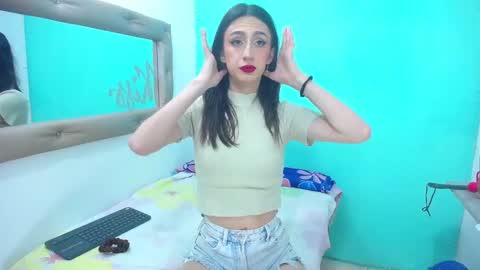 Snapshot of nicol_grey1302 chatting on February 2026 02:39:02 AM nicol_grey1302 online show from February 2026 02:39:02 AM