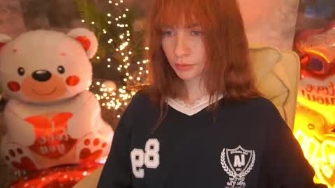 Nicol Moonn online show from February 2026 02:02:02 PM