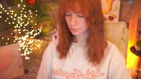 Nicol Moonn online show from February 2026 10:05:02 AM