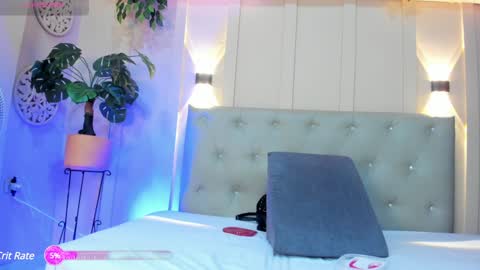 Your baby Nicol  online show from December 2024 01:17:02 PM