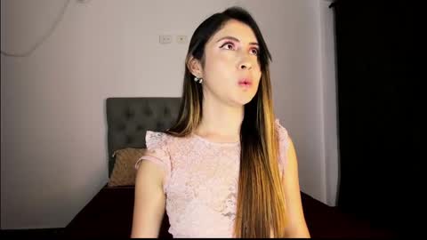 Nicol online show from February 2025 03:10:02 AM