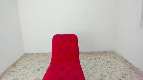 Nicol online show from February 2025 04:25:01 AM