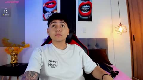 nicolas_james_sc online show from September 2025 02:06:02 PM