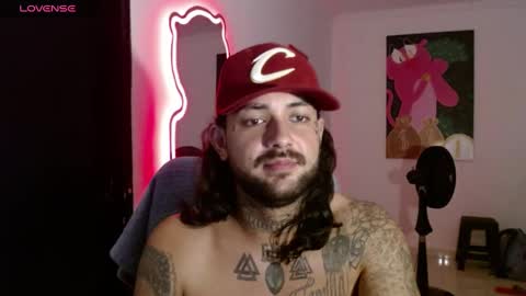 nicolas online show from January 2025 03:01:01 AM