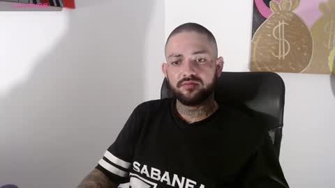 nicolas online show from January 2025 04:15:02 AM