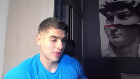 Snapshot of nicolasmuscle chatting on October 2025 08:13:02 PM Andres online show from October 2025 08:13:02 PM