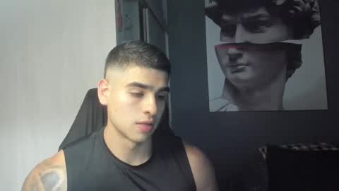 Snapshot of nicolasmuscle chatting on November 2025 09:08:01 PM Andres online show from November 2025 09:08:01 PM