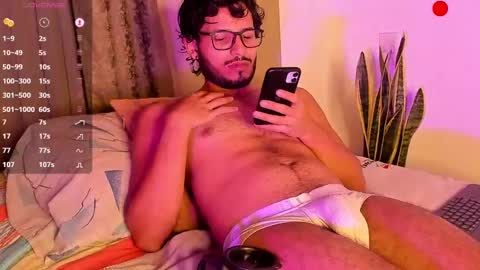 Snapshot of nicolasrodrii chatting on December 2024 11:03:01 PM nicolasrodrii online show from December 2024 11:03:01 PM