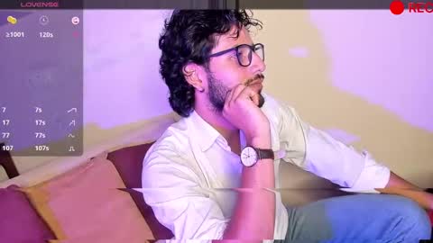 Snapshot of nicolasrodrii chatting on December 2024 11:25:02 PM nicolasrodrii online show from December 2024 11:25:02 PM