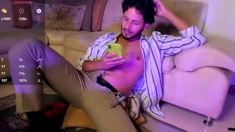 Snapshot of nicolasrodrii chatting on February 2025 10:23:02 PM nicolasrodrii online show from February 2025 10:23:02 PM