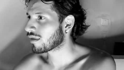 Snapshot of nicolasrodrii chatting on February 2025 03:53:01 AM nicolasrodrii online show from February 2025 03:53:01 AM