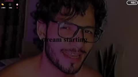 Snapshot of nicolasrodrii chatting on December 2025 10:58:02 PM nicolasrodrii online show from December 2025 10:58:02 PM