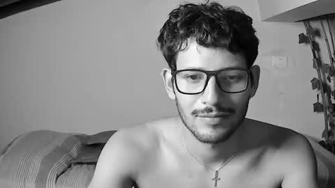 nicolasrodrii online show from June 2026 05:12:01 AM