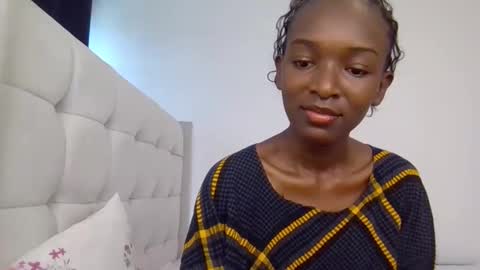 Snapshot of nicole161117 chatting on February 2026 07:26:01 AM nicole161117 online show from February 2026 07:26:01 AM