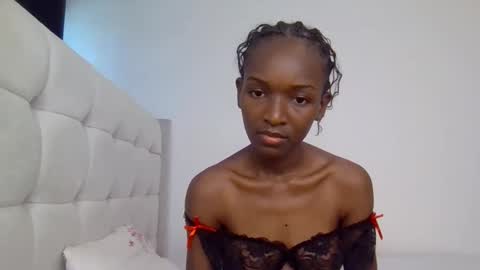 Snapshot of nicole161117 chatting on February 2026 09:27:01 AM nicole161117 online show from February 2026 09:27:01 AM