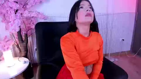 Snapshot of nicole_diaz7 chatting on November 2025 01:10:01 PM nicole_diaz7 online show from November 2025 01:10:01 PM