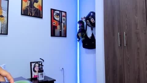 Nick online show from January 2025 09:34:02 AM