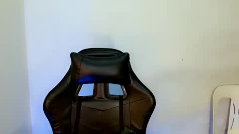 Snapshot of nicole_kiss01 chatting on March 2025 11:39:02 AM nicole_kiss01 online show from March 2025 11:39:02 AM