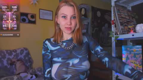 Nicole online show from September 2025 02:35:01 AM