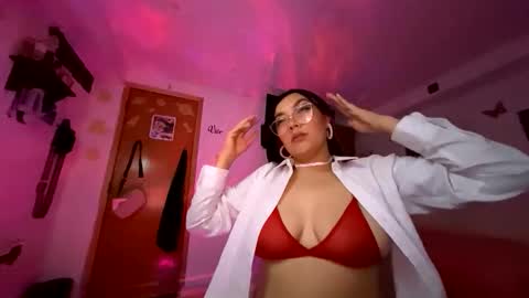 Nicole online show from May 2026 05:58:02 AM