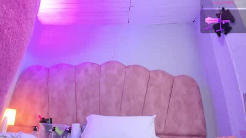 Snapshot of nicolebbwhot chatting on February 2025 06:33:01 AM Nicole online show from February 2025 06:33:01 AM