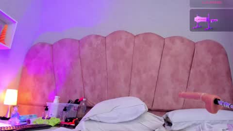 Snapshot of nicolebbwhot chatting on February 2025 07:24:02 AM Nicole online show from February 2025 07:24:02 AM