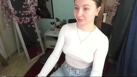 Nicole online show from February 2026 07:45:02 AM