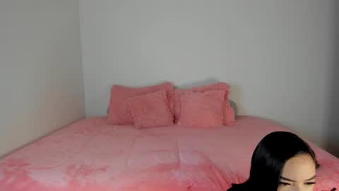 Snapshot of nicolefluffypussy chatting on October 2025 01:59:02 AM Nicole jaymes online show from October 2025 01:59:02 AM