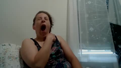 Nicole online show from June 2026 12:18:01 PM