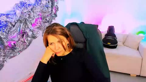 Snapshot of nicolehits chatting on September 2025 05:29:01 AM nicolehits online show from September 2025 05:29:01 AM