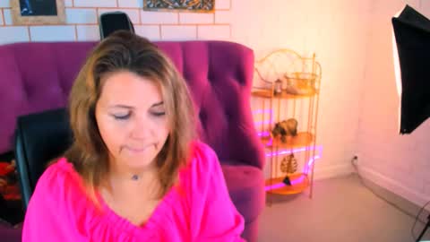 Snapshot of nicolehits chatting on October 2025 09:29:02 AM nicolehits online show from October 2025 09:29:02 AM