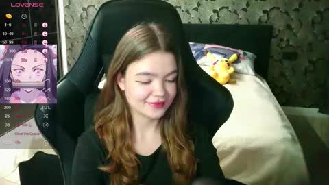 NicoleMeew online show from December 2025 07:44:01 PM