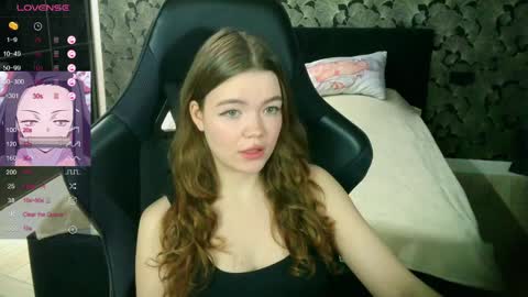 Snapshot of nicolemeew chatting on April 2026 12:17:01 PM NicoleMeew online show from April 2026 12:17:01 PM
