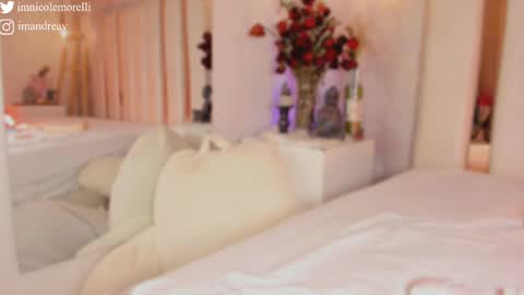 Andrea give it a thumbs up please its important  online show from September 2025 02:27:01 PM