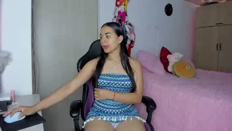 nicole santana online show from June 2026 04:43:01 PM