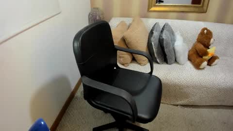 Nicolettcolin  online show from September 2025 07:02:02 PM